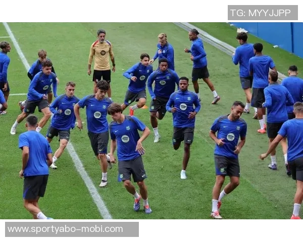 巴萨关注墨西哥16岁天才球员G莫拉已与其经纪人接触